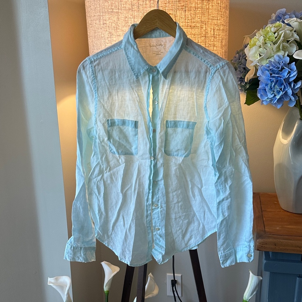 Lilly Pulitzer Light Blue 100% Linen Casual Button Down Shirt